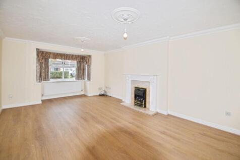 Eagle Gardens, Brickhill, Bedford photo 4