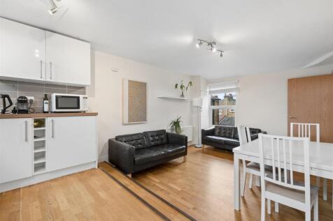 TFF 12 Hoyle Road SW17 reception 2.jpg