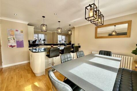 Breakfast Rm/Kitchen