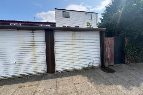 Garage to rent Image 3