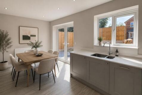 3 Goldfinch Close, Doxey Road, Stafford, ST16 1HG photo 3