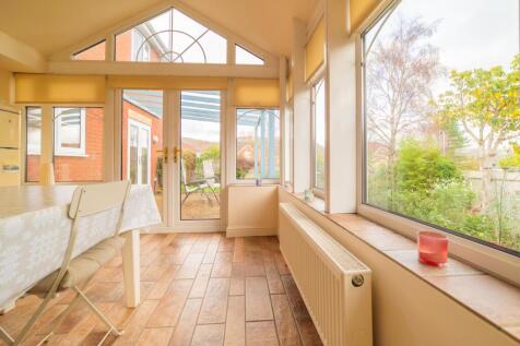 Award-winning Media team on EVERY Listing_30