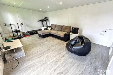 Garden Cabin/Reception 3