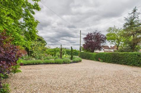 CAM03674G0-PR0527-STILL029