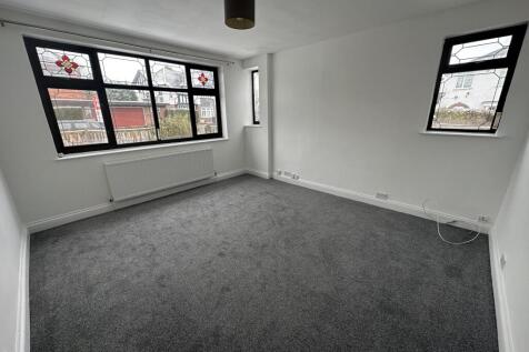 Curzon Avenue, Birstall, Leicester photo 3