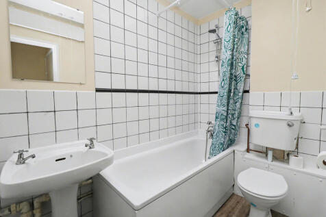 Summerlands Road, Fair Oak photo 5