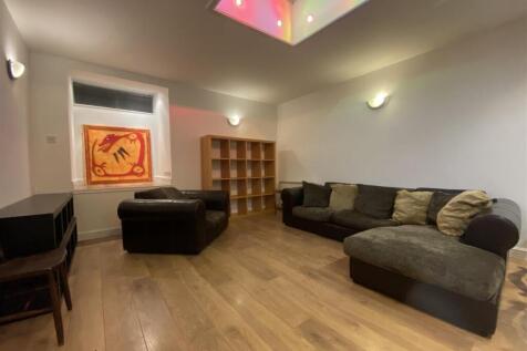 Livingroom (6).jpeg