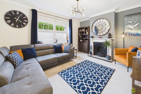 Presented by Clinton at EweMove Bexleyheath and Da