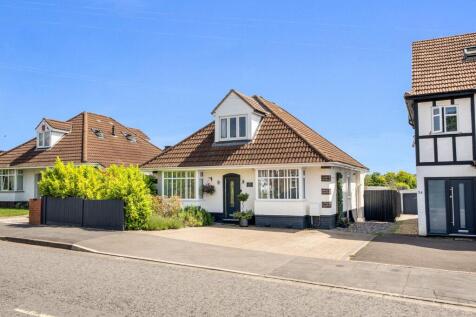 36 Timberdine Avenue Battenhall Parking
