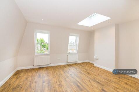 Master Bedroom (2nd Floor)