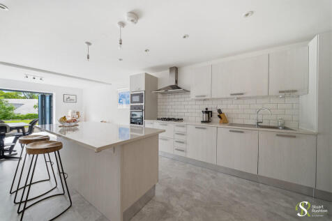 Branden Drive, Knutsford photo 3