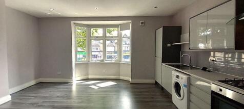 Flat 2, 4 Grange Road, Kings Heath B14 7RJ photo 4