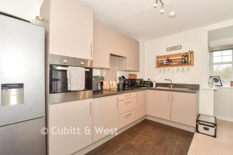 Lounge /Kitchen