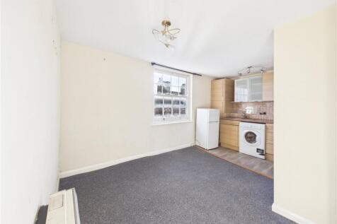 Lounge/Kitchen