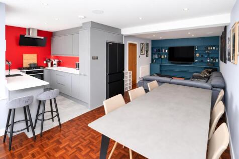 Living/Dining Room