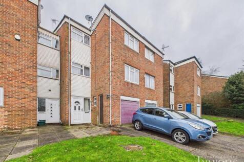 CAM05500G0-PR0118-STILL017 - Copy.jpg