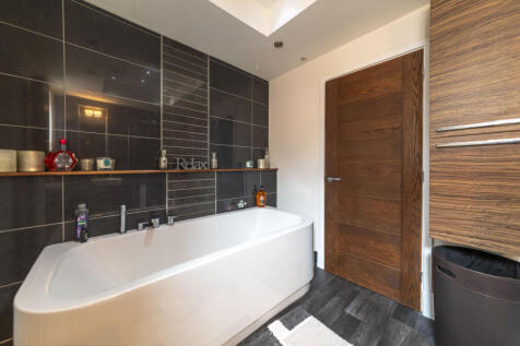 4_oakwell_crescent-8