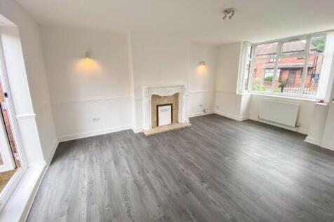 Ashdale Crescent, Manchester, M43 photo 3
