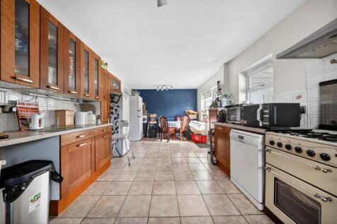 Kitchen view.jpg