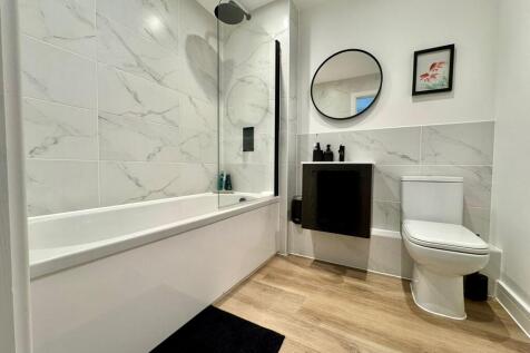 L - Bathroom
