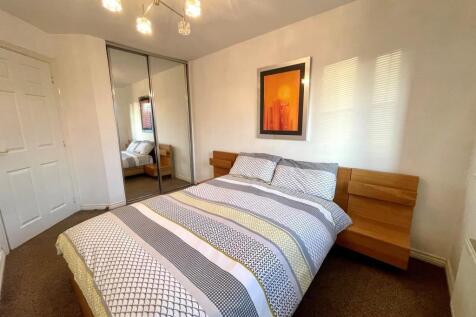 74359_000689290_I...