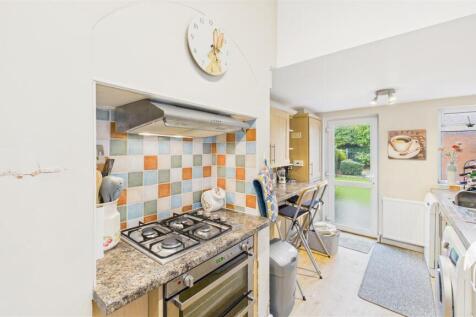 Breakfasting Kitchen