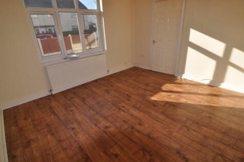 Broomhill View, Bolton On Dearne photo 3