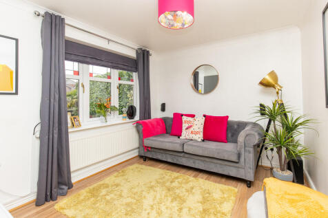 Front Reception R...