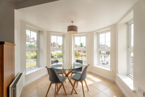 Living Area/Kitchen