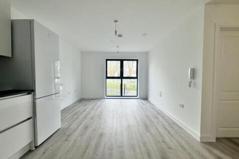 1 Scutari Close, Derby photo 3