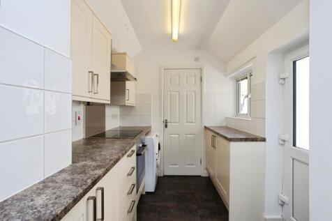 Holford St, Tonbridge photo 4