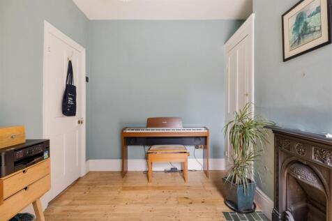 Trumpington Road, E7