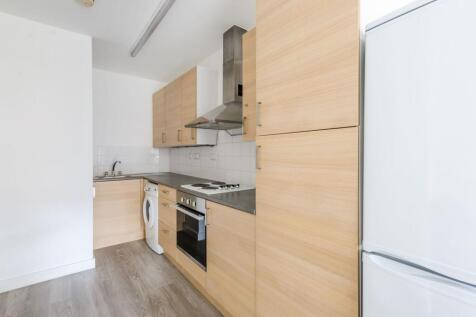 London, W1U - property photo