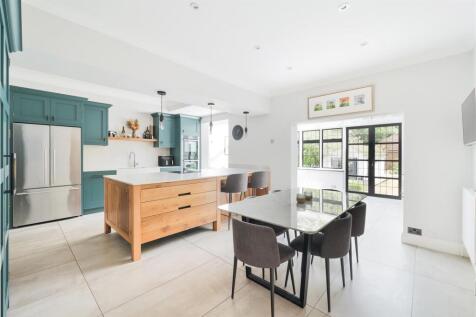 KINGSWOOD ROAD, 38 (24).jpg