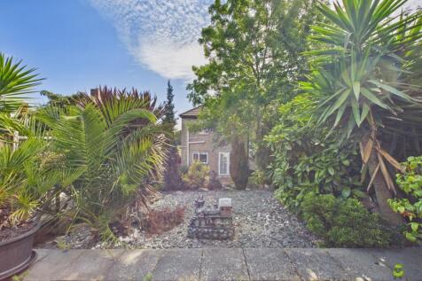 Presented by Kevin at EweMove Abbey Wood and Belve