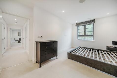 1363473-7-68e6941...