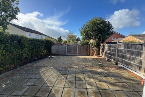 Campion Drive, Taunton, TA1 photo 4