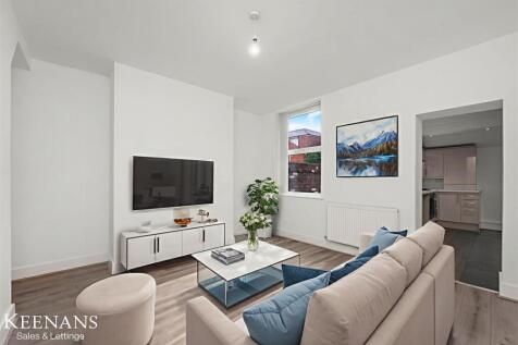 DSC00880 - Living Room - Standard - 3.jpg