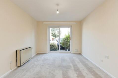 Sovereign Court, Henry Street, Gloucester, GL1 photo 4