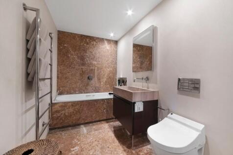 En Suite Bathroom