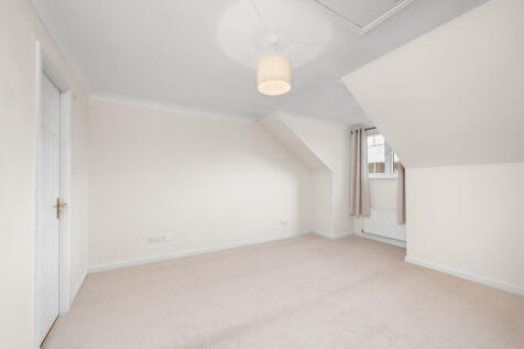 16 Leyland Road 2...