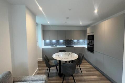 WhatsApp Image 2024-09-06 at 17.27.04 (14).jpeg