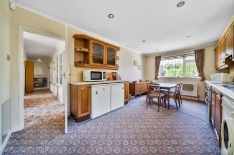 1312089-7-684c22e289ac3-ARW