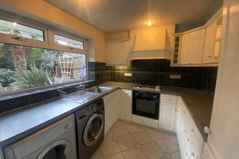 Greenlea Road photo 5