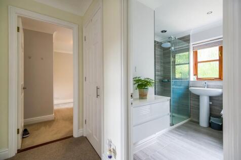 SV16 Samuel Vince...