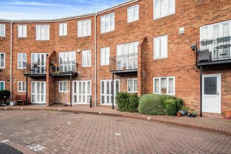 105 Sovereigns Quay