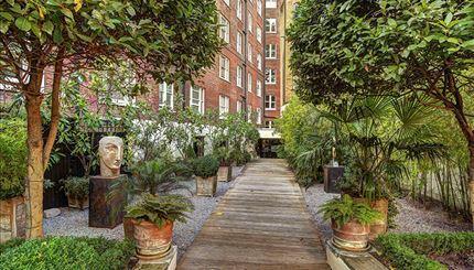 COMMUNAL GARDEN
