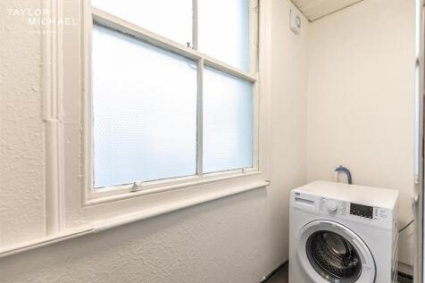 Shared Washing Machine