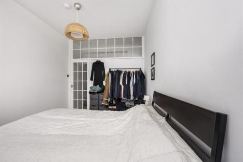 48B BRUNSWICK SQUARE (1).JPG