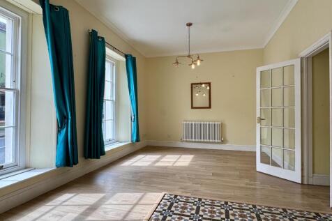 Market Street, Narberth photo 3